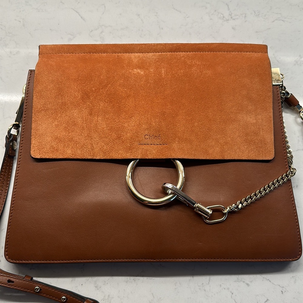 CHLOE
Suede Calfskin Medium Faye Shoulder Bag Tobacco